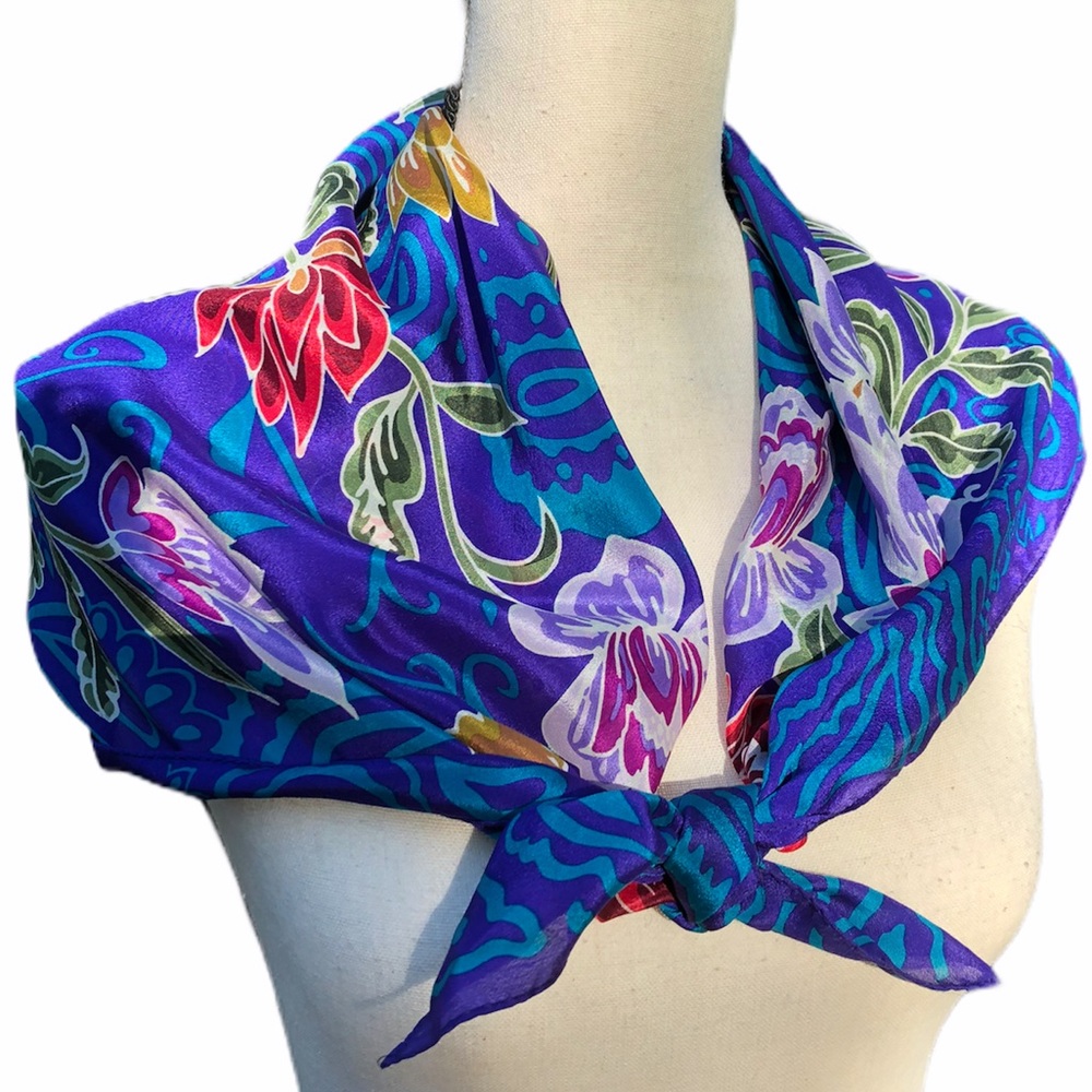 Oscar de la Renta | Floral Silk Scarf - Picture 3 of 10